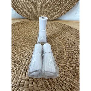 Sally Hansen Insta Dry nail polish (2)